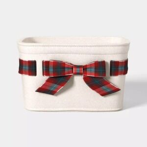 Plaid Bow Basket Red -‎ Threshold, Target Christmas 2025